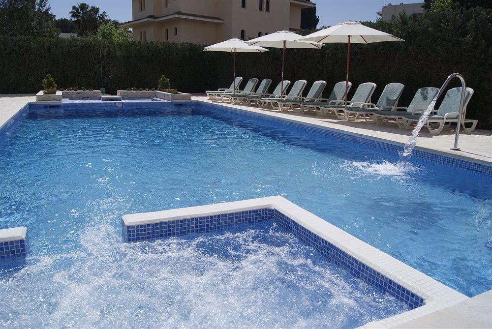 Apartamentos Sureda Canyamel  Buitenkant foto