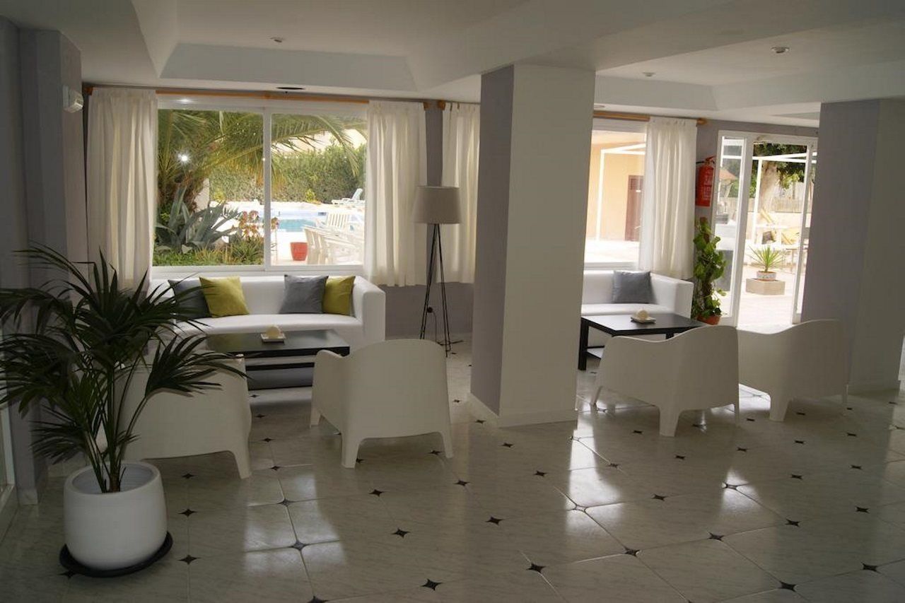 Apartamentos Sureda Canyamel  Buitenkant foto